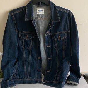 Women’s Old Navy dark wash jean Jacket size Medium Indigo Denim like new